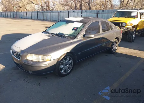 2006 Volvo S60 2.5T z USA, uszkodzony, nr VIN YV1RH592262545867